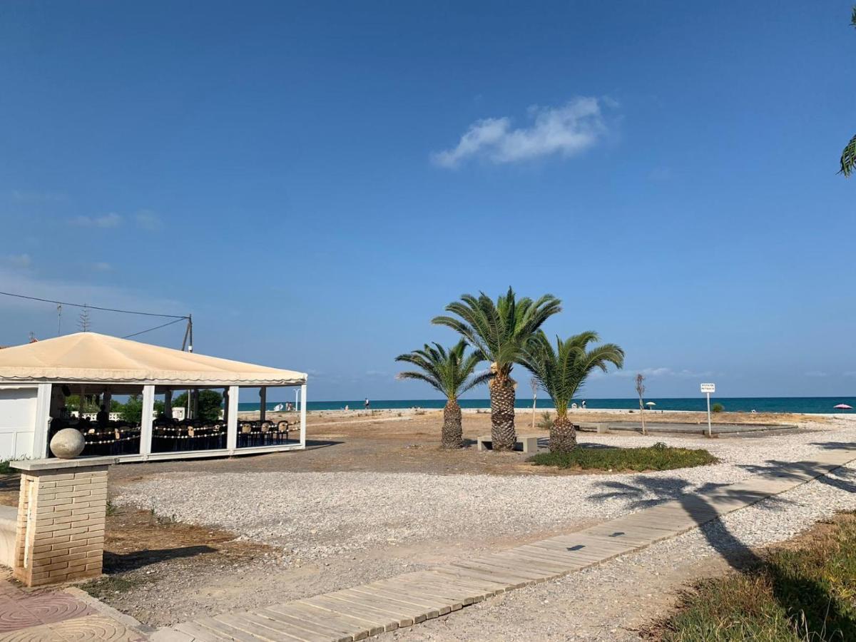 Beachfront Apartment With A Private Garden On The Ground Floor Moncófar Exterior foto