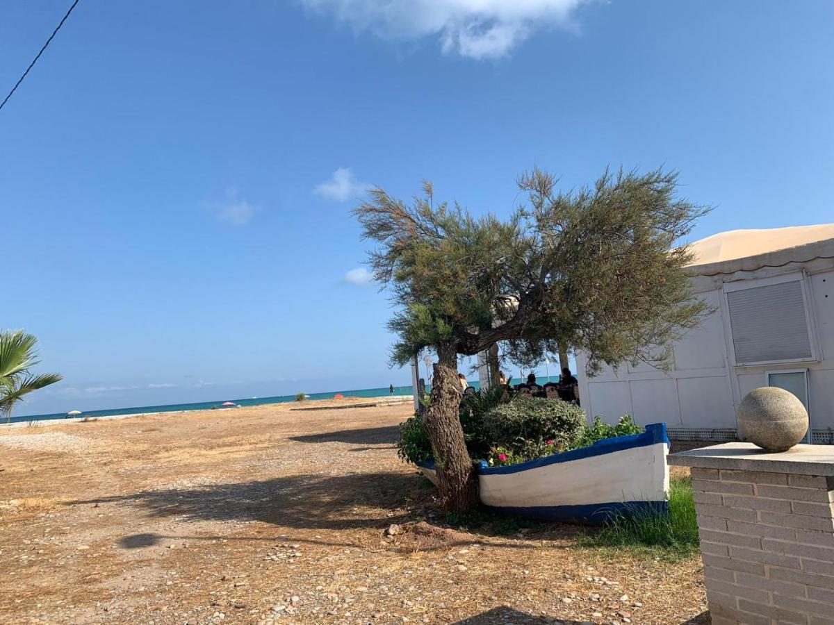 Beachfront Apartment With A Private Garden On The Ground Floor Moncófar Exterior foto