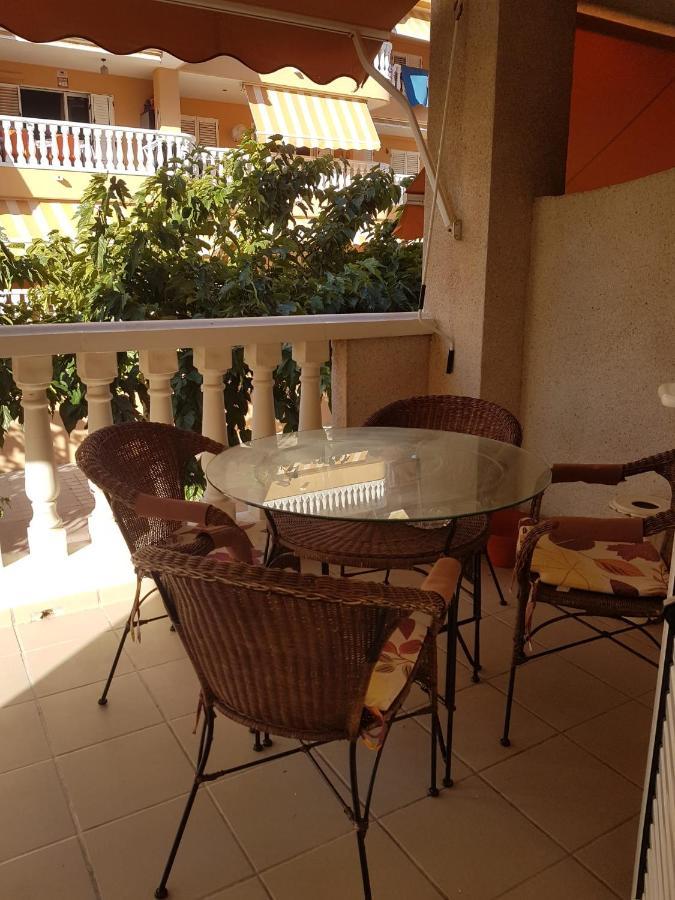 Beachfront Apartment With A Private Garden On The Ground Floor Moncófar Exterior foto