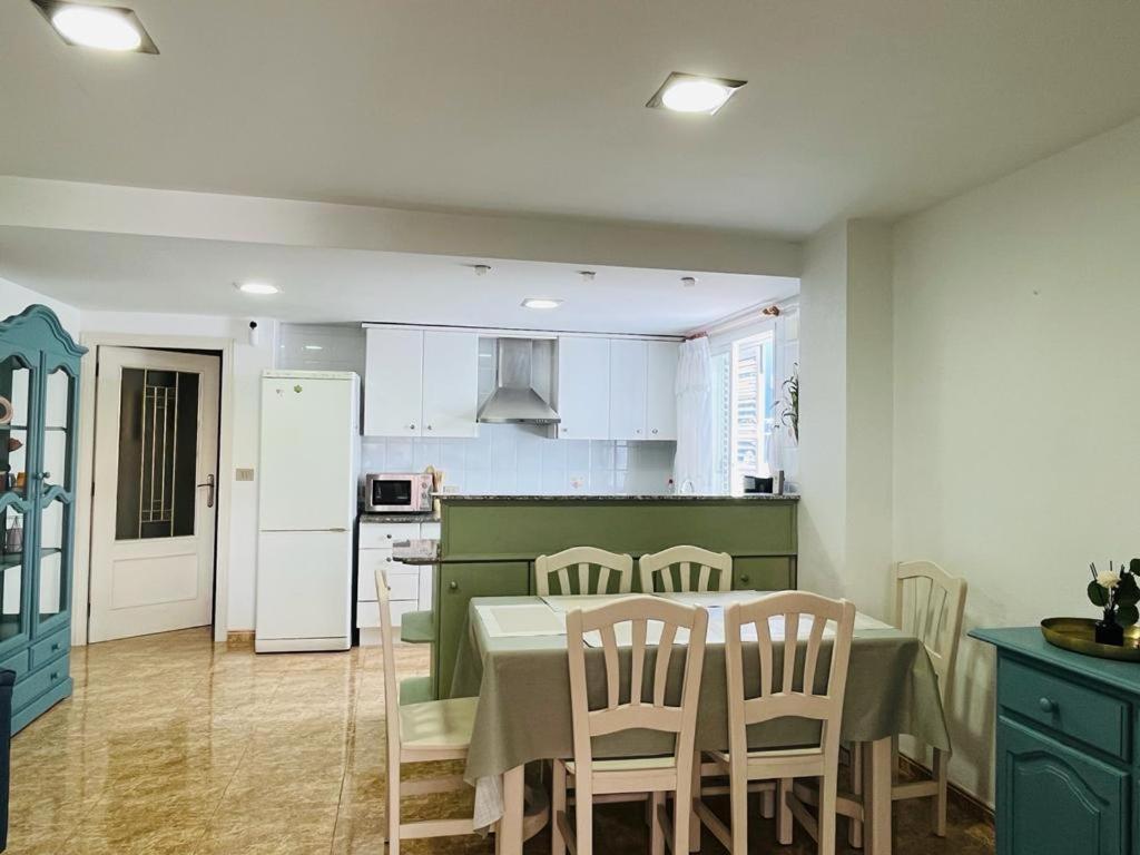 Beachfront Apartment With A Private Garden On The Ground Floor Moncófar Exterior foto