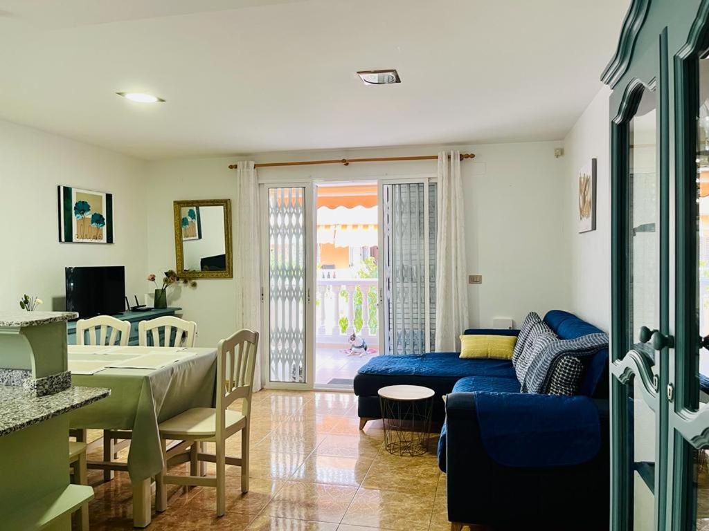 Beachfront Apartment With A Private Garden On The Ground Floor Moncófar Exterior foto